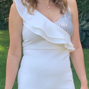 Elegant White and Silver Dress, excellent material, impeccable condition.